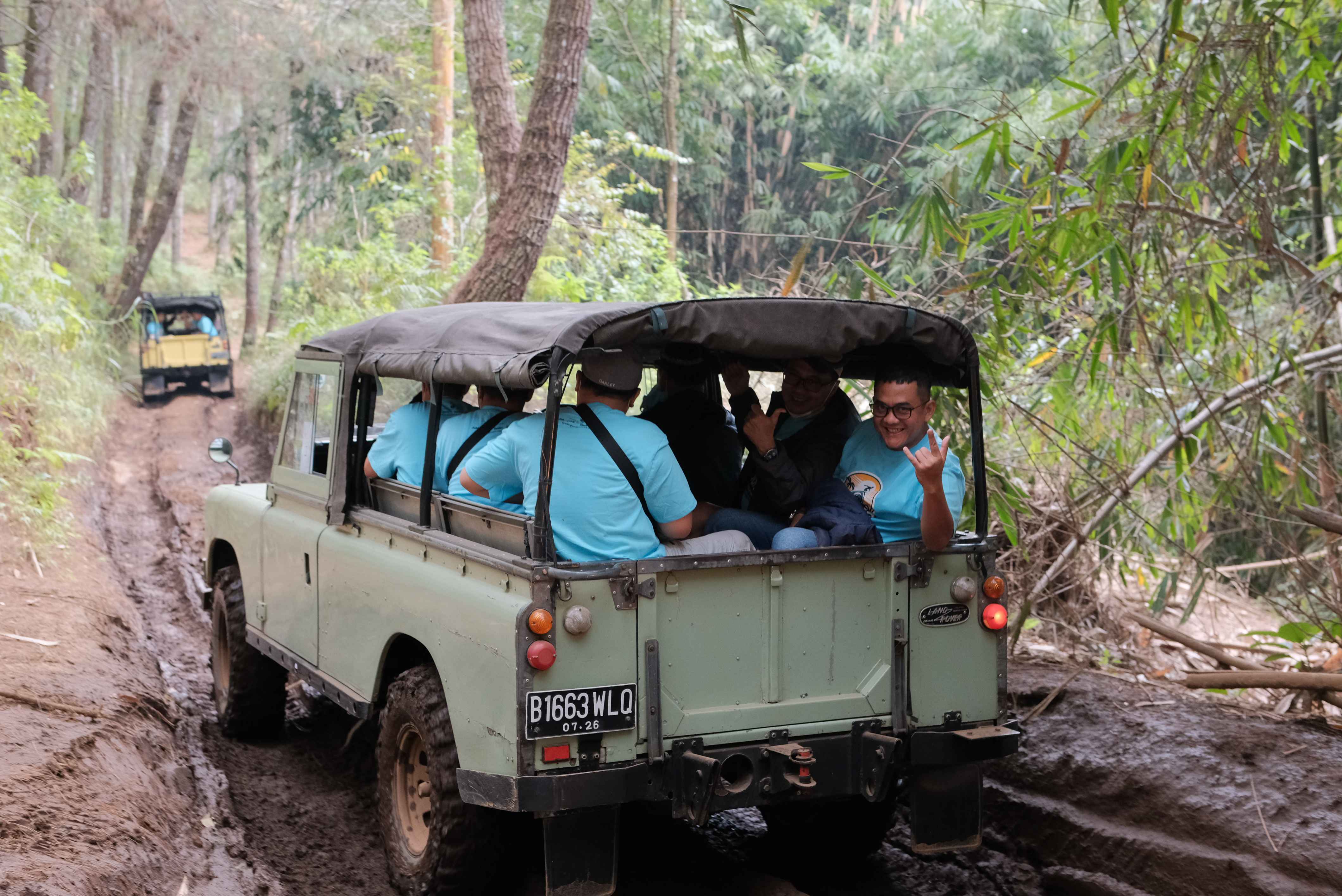 Foto grup akhir acara