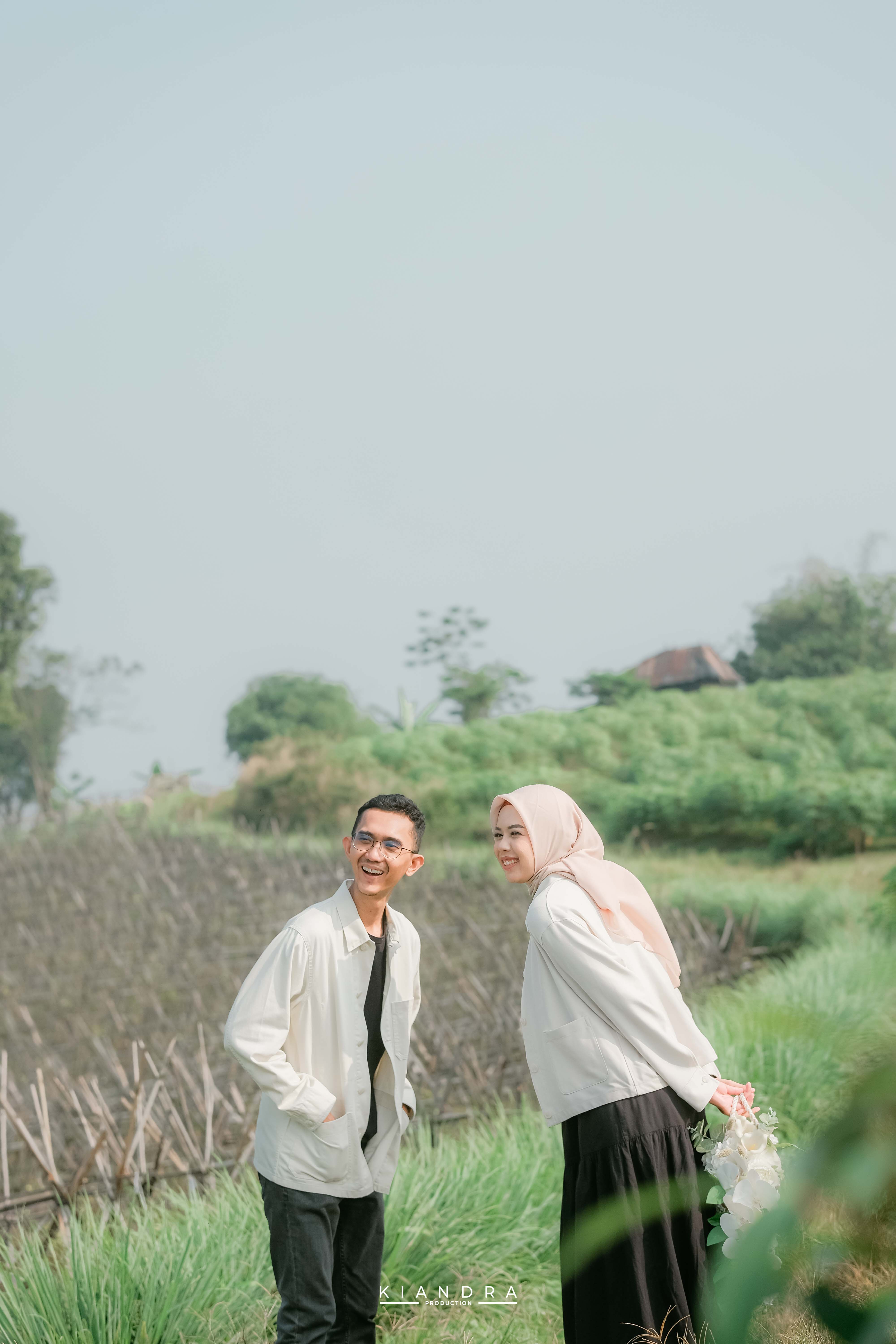 Momen candid tawa Firdha & Yogi